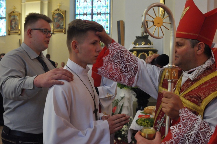 Bierzmowanie w Oleśnie