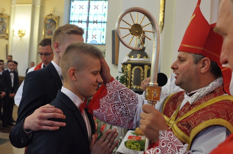 Bierzmowanie w Oleśnie