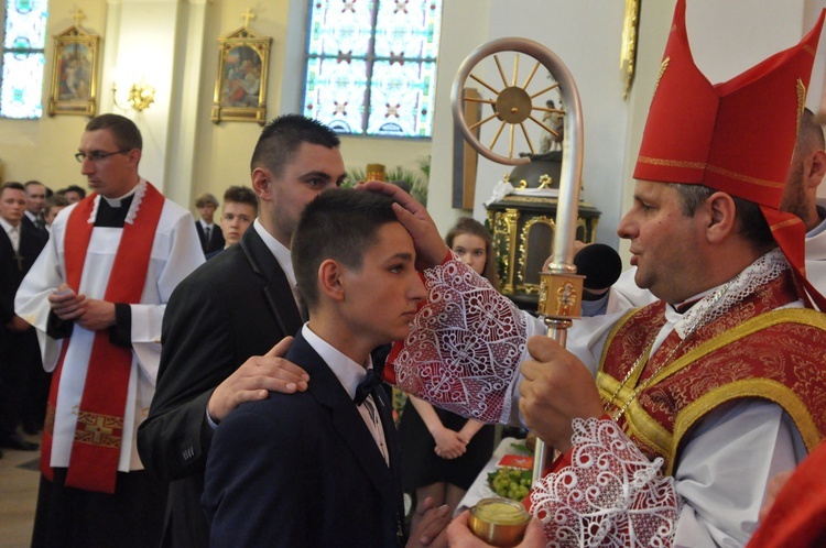 Bierzmowanie w Oleśnie