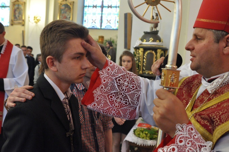 Bierzmowanie w Oleśnie