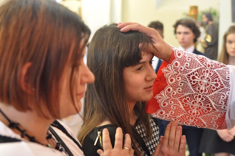 Bierzmowanie w Oleśnie