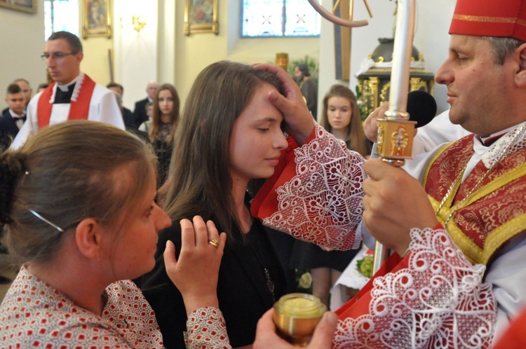 Bierzmowanie w Oleśnie