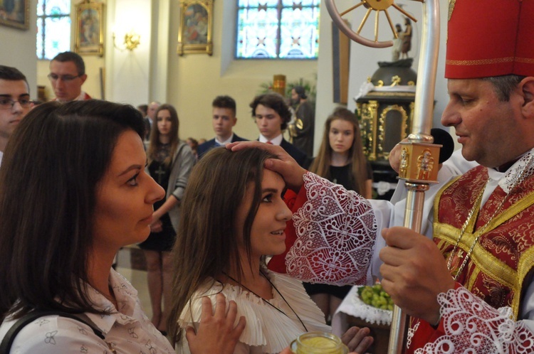 Bierzmowanie w Oleśnie