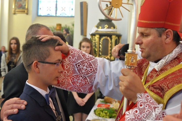 Bierzmowanie w Oleśnie