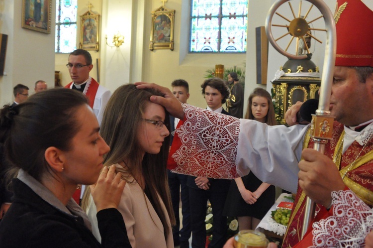 Bierzmowanie w Oleśnie