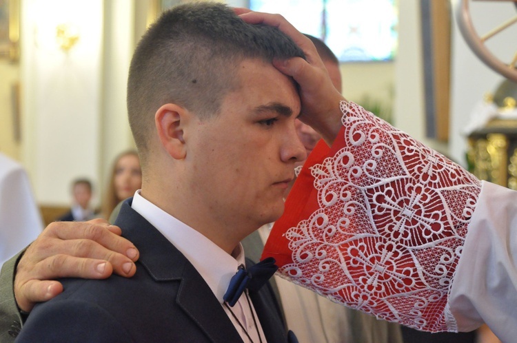 Bierzmowanie w Oleśnie