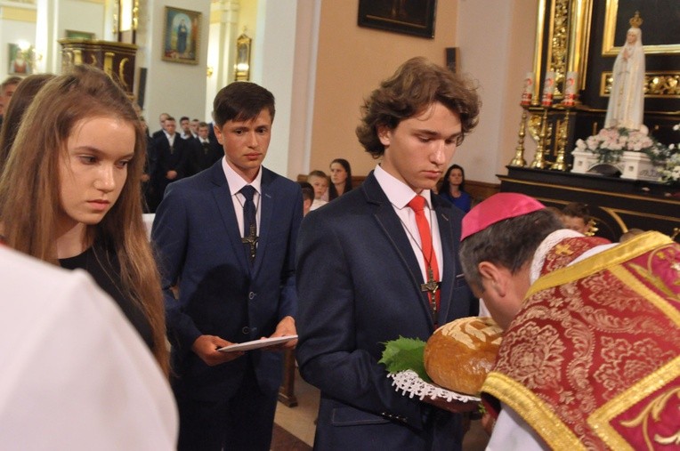 Bierzmowanie w Oleśnie