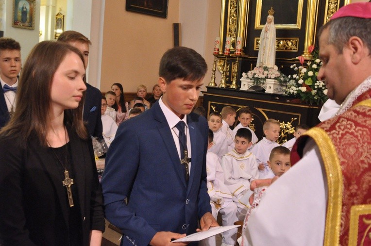 Bierzmowanie w Oleśnie