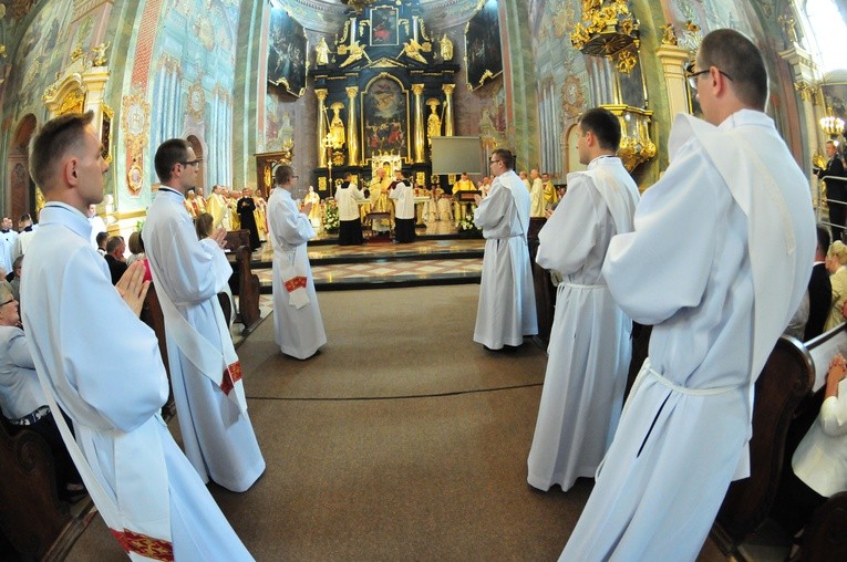 Świecenia kapłańskie w archikatedrze lubelskiej