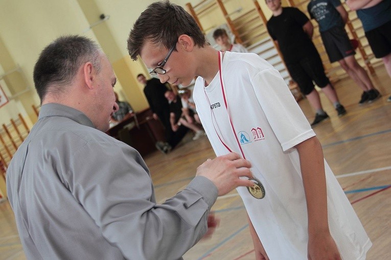 I Mistrzostwa Ministrantów Diecezji Koszalińsko-Kołobrzeskiej w Tenisie Stołowym. 