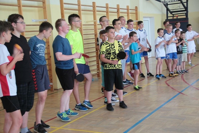 I Mistrzostwa Ministrantów Diecezji Koszalińsko-Kołobrzeskiej w Tenisie Stołowym. 