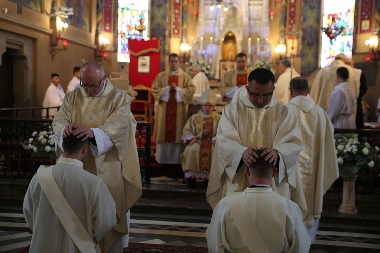 Święcenia kapłańskie w Sulisławicach