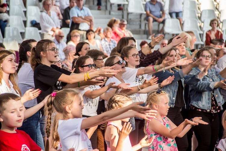 Koncert "...by Świat usłyszał"