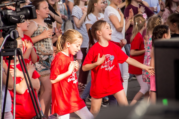 Koncert "...by Świat usłyszał"