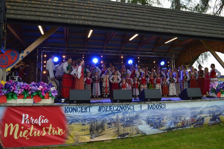 Koncert radości i dziękczynienia w Miętustwie