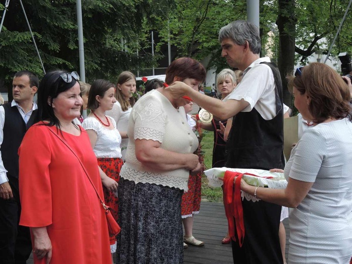 5. Marsz dla Życia i Rodziny w Bielsku-Białej 2018 - festyn Caritas