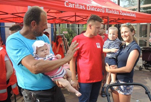 5. Marsz dla Życia i Rodziny w Bielsku-Białej 2018 - festyn Caritas