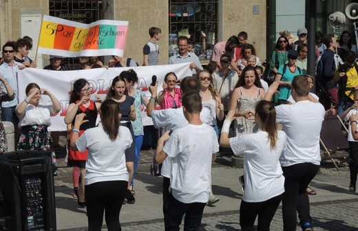 5. Marsz dla Życia i Rodziny w Bielsku-Białej 2018 - na trasie