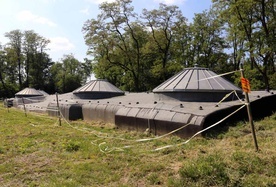 Muzeum Harcerstwa zamiast rozlewni "jabcoków"