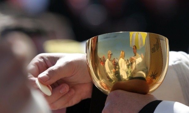 Substancjalnie #obecny w Eucharystii