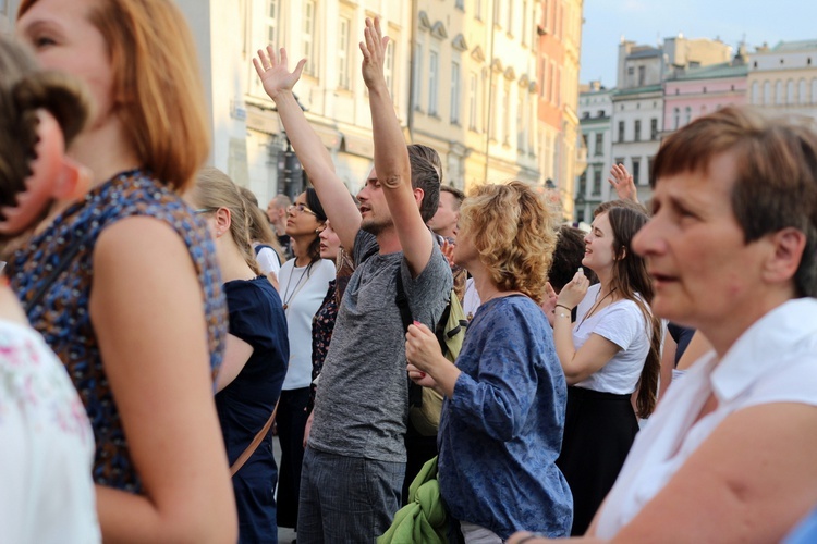 Uwielbienie "Jestem" na Rynku Głównym