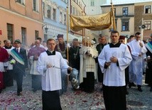 Procesja na ulicach Starego Miasta