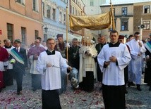 Procesja na ulicach Starego Miasta