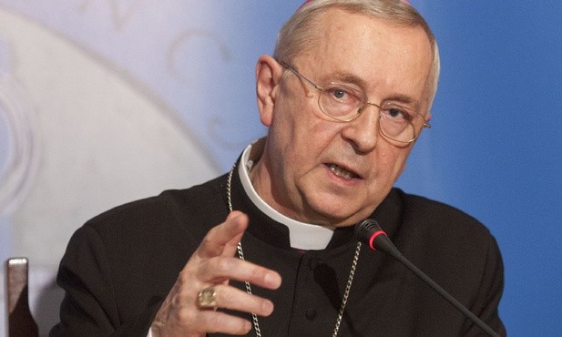 Abp Gądecki krytykuje plany wprowadzenia dyżuru ginekologicznego 24h