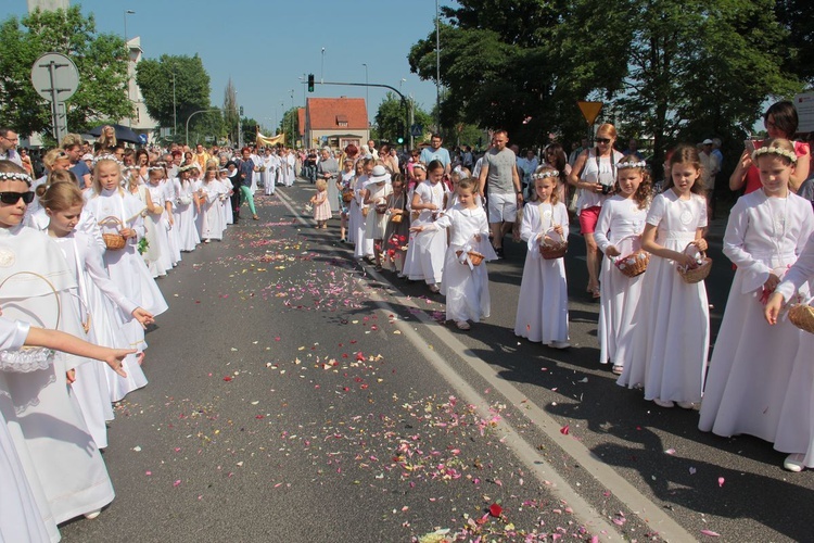 Procesja Bożego Ciała w Koszalinie cz. 1