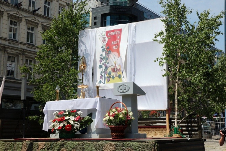 Centralna Procesja Bożego Ciała we Wrocławiu