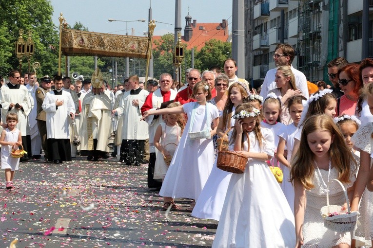 Centralna Procesja Bożego Ciała we Wrocławiu