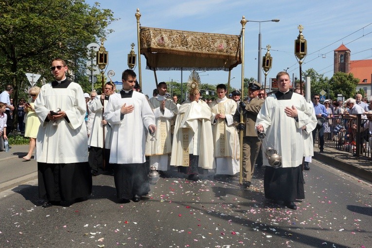 Centralna Procesja Bożego Ciała we Wrocławiu