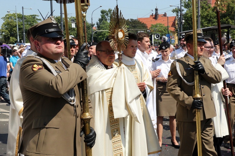 Centralna Procesja Bożego Ciała we Wrocławiu