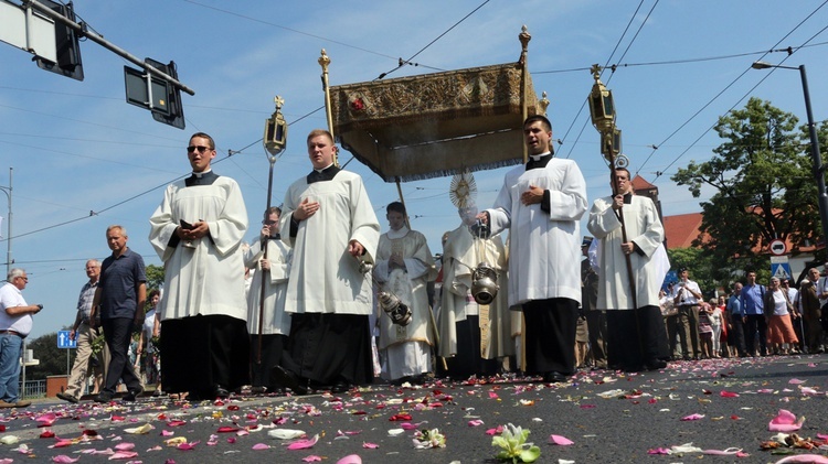 Centralna Procesja Bożego Ciała we Wrocławiu