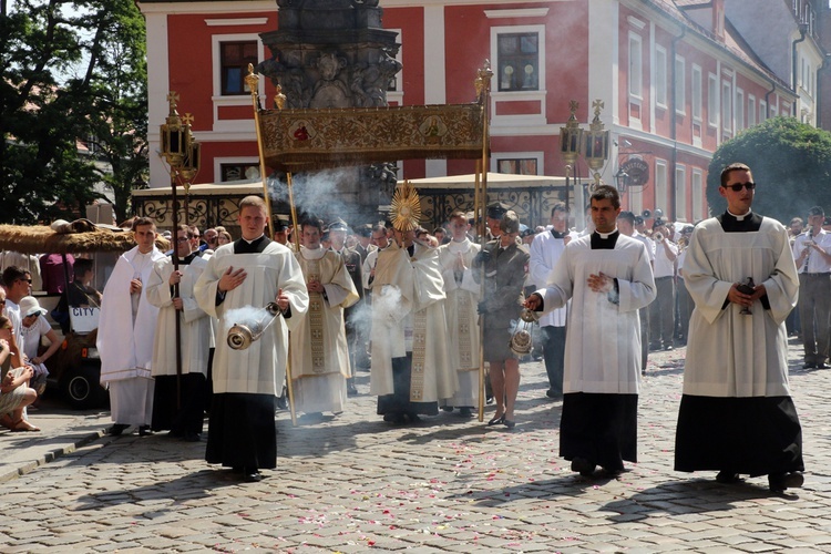 Centralna Procesja Bożego Ciała we Wrocławiu