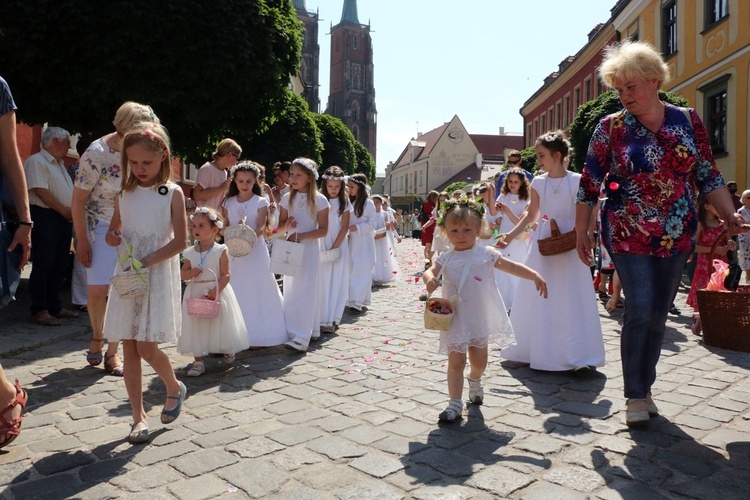 Centralna Procesja Bożego Ciała we Wrocławiu