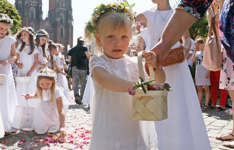 Centralna Procesja Bożego Ciała we Wrocławiu