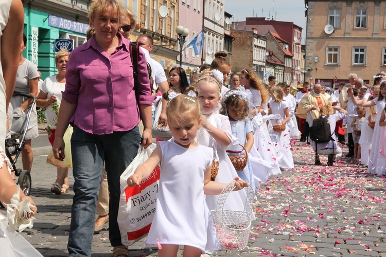 Msza św. i procesja Bożego Ciała w Ziębicach