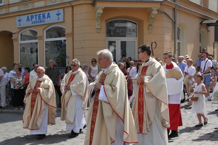 Msza św. i procesja Bożego Ciała w Ziębicach