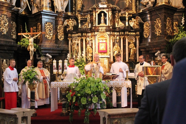 Msza św. i procesja Bożego Ciała w Ziębicach