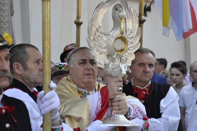 Boże Ciało w Łowiczu - procesja