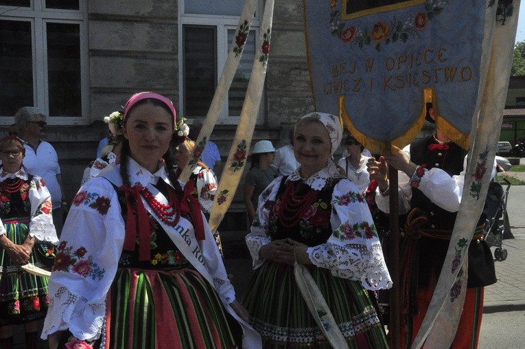 Boże Ciało w Łowiczu - procesja