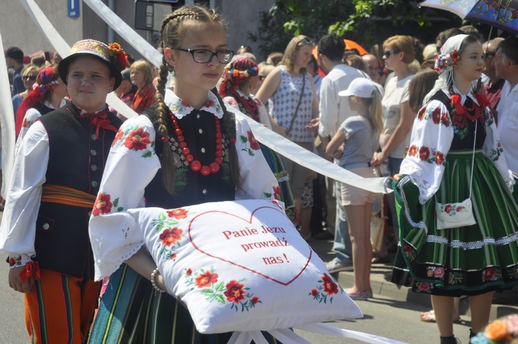 Boże Ciało w Łowiczu - procesja