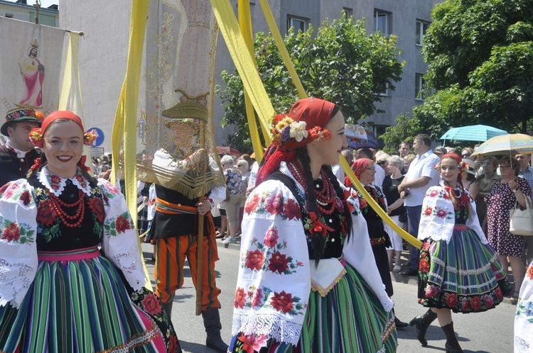 Boże Ciało w Łowiczu - procesja