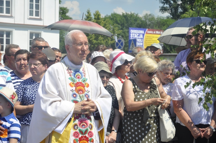 Boże Ciało w Łowiczu - procesja