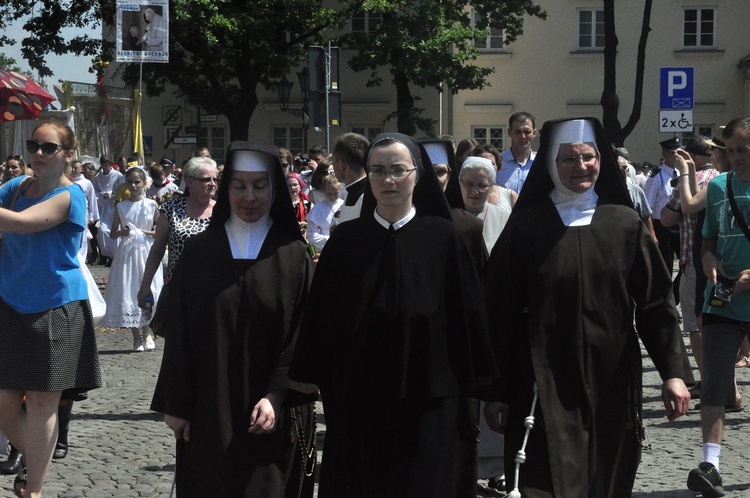 Boże Ciało w Łowiczu - procesja