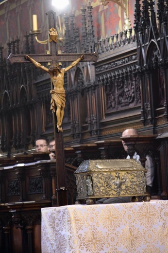 Ponowne wprowadzenie relikwii bł. Salomei do bazyliki franciszkanów