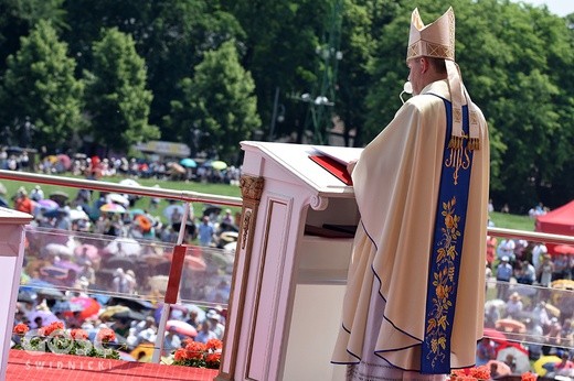 VI Ogólnopolska Pielgrzymka Żywego Różańca na Jasną Górę