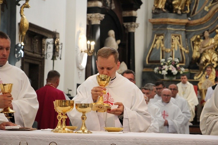 Święcenia kapłańskie w Łowiczu