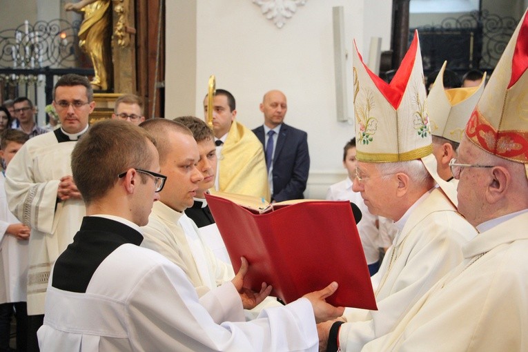 Święcenia kapłańskie w Łowiczu